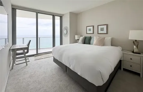 4111 S Ocean Drive Hollywood FL 33019