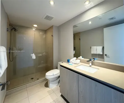 4111 S Ocean Drive Hollywood FL 33019