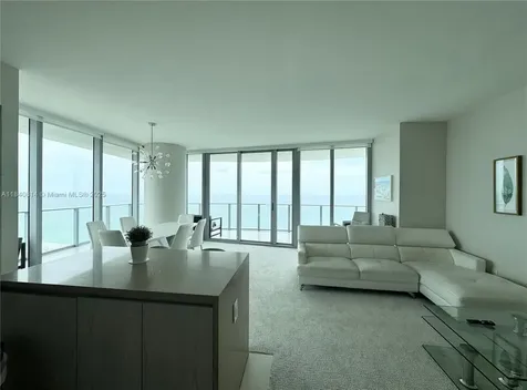 4111 S Ocean Drive Hollywood FL 33019