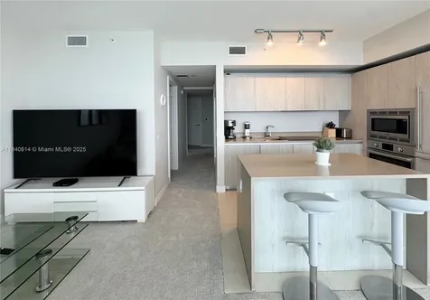 4111 S Ocean Drive Hollywood FL 33019