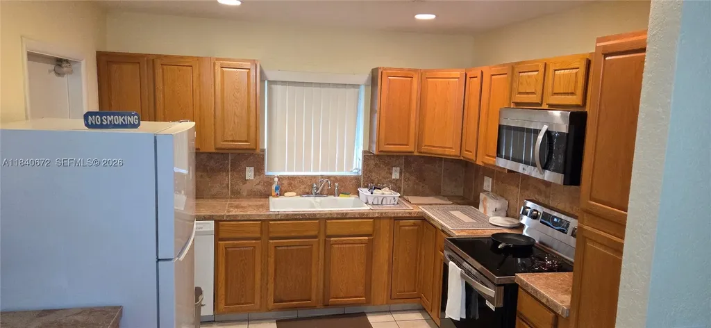 2359 N Wallen Drive Palm Beach Gardens FL 33410