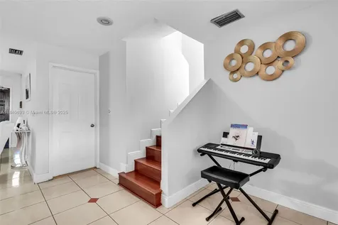 19631 Cypress Court Hialeah FL 33015