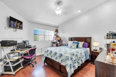 19631 Cypress Court Hialeah FL 33015
