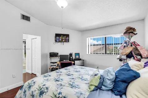 19631 Cypress Court Hialeah FL 33015