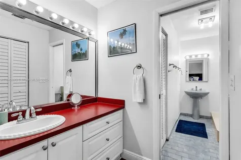 19631 Cypress Court Hialeah FL 33015
