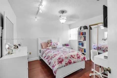 19631 Cypress Court Hialeah FL 33015