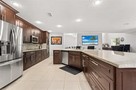 19333 NW 11th Street Pembroke Pines FL 33029