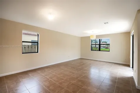 423 SE 33rd Terrace Homestead FL 33033