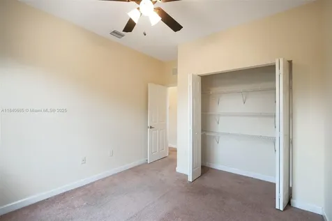 423 SE 33rd Terrace Homestead FL 33033