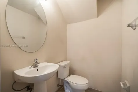 423 SE 33rd Terrace Homestead FL 33033