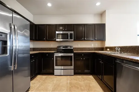 423 SE 33rd Terrace Homestead FL 33033