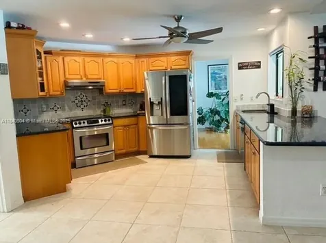 750 SW 158th Terrace Sunrise FL 33326