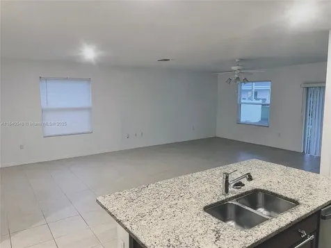982 SW Alcantarra Boulevard Port St. Lucie FL 34953