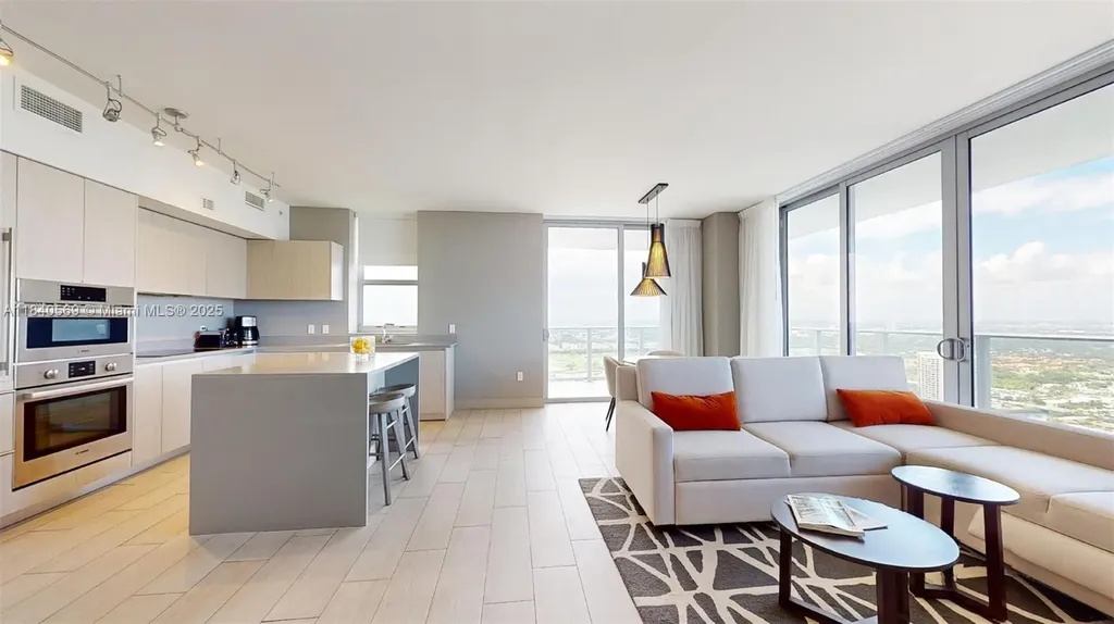 4010 S Ocean Drive Hollywood FL 33019
