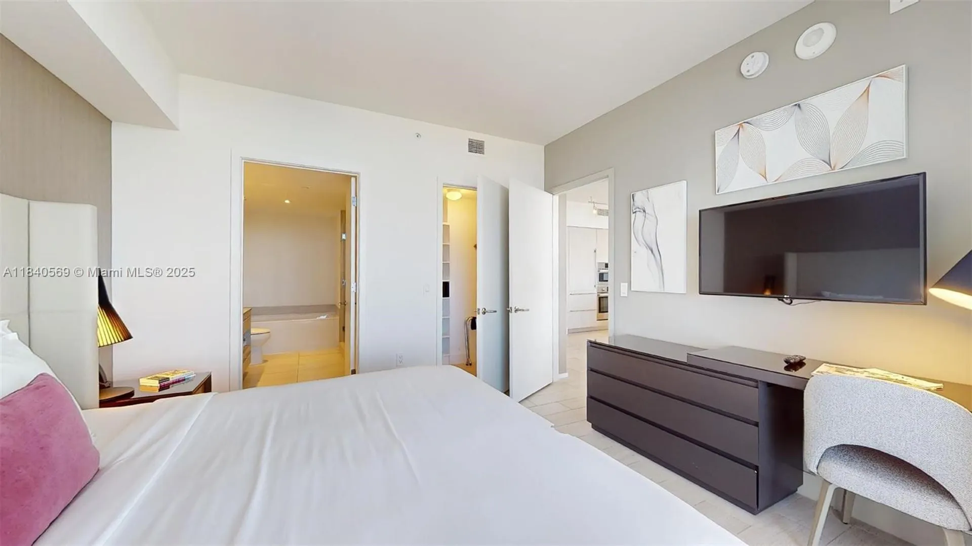 4010 S Ocean Drive Hollywood FL 33019