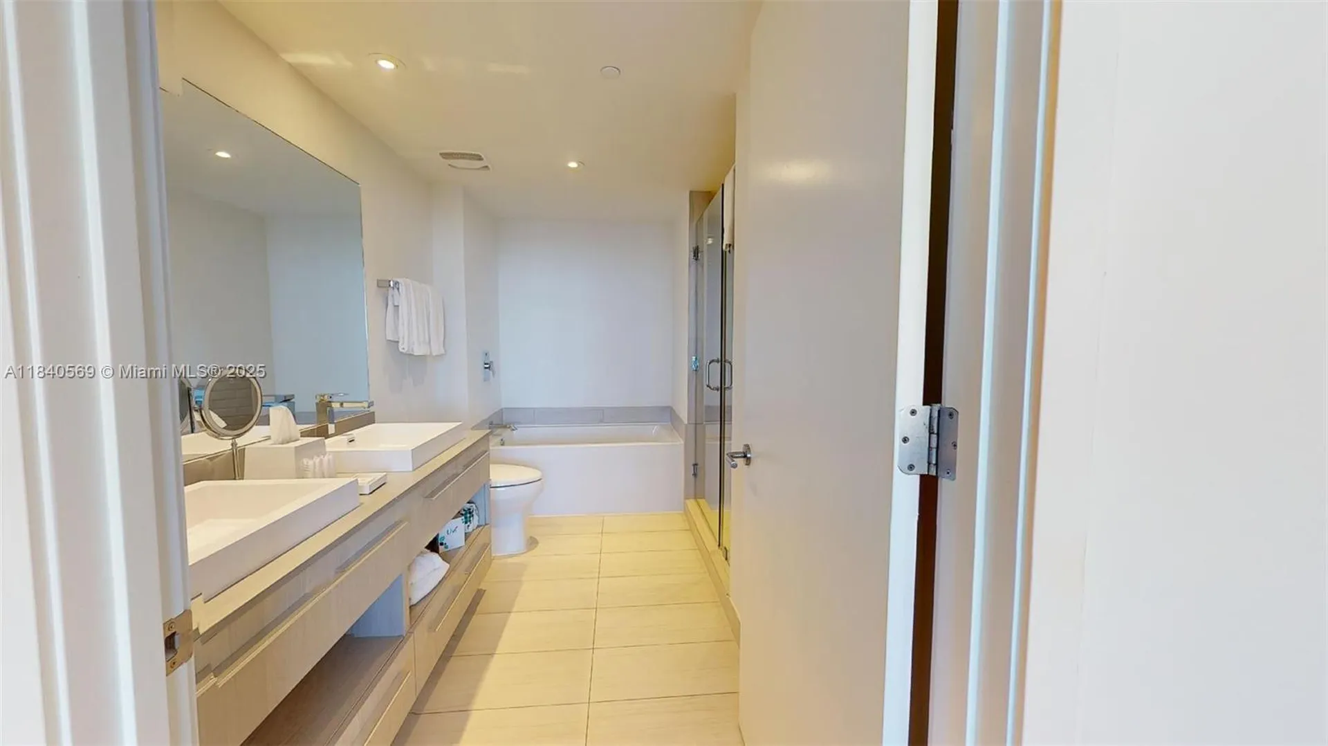 4010 S Ocean Drive Hollywood FL 33019