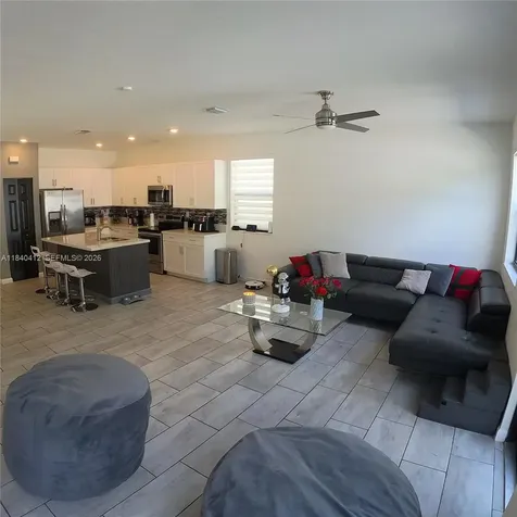 3419 W 109th Place Hialeah FL 33018