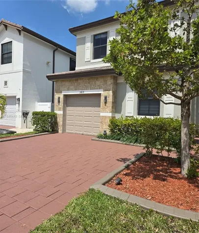 3419 W 109th Place Hialeah FL 33018