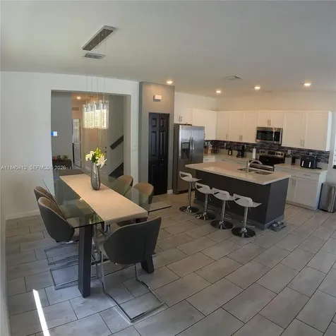 3419 W 109th Place Hialeah FL 33018