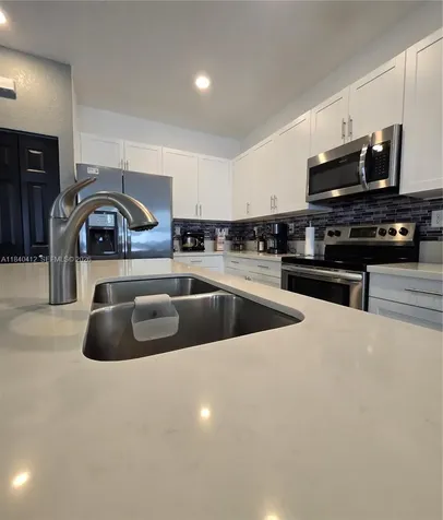 3419 W 109th Place Hialeah FL 33018