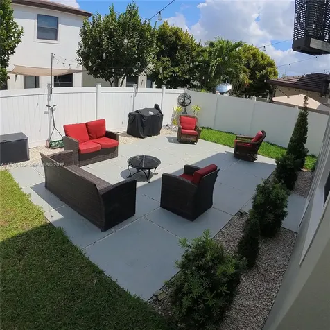 3419 W 109th Place Hialeah FL 33018