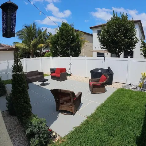 3419 W 109th Place Hialeah FL 33018