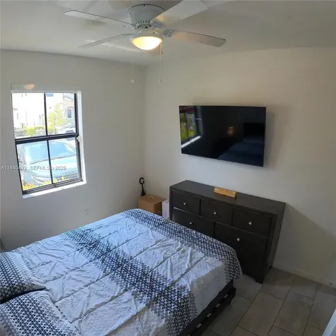 3419 W 109th Place Hialeah FL 33018