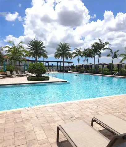 3419 W 109th Place Hialeah FL 33018