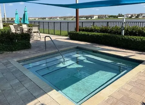3419 W 109th Place Hialeah FL 33018