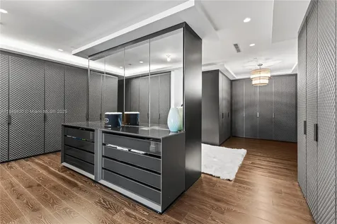 17901 Collins Avenue Sunny Isles Beach FL 33160