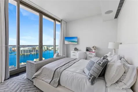 17901 Collins Avenue Sunny Isles Beach FL 33160