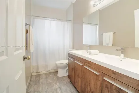 1033 NE 41st Avenue Homestead FL 33033