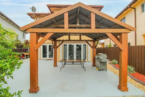1033 NE 41st Avenue Homestead FL 33033