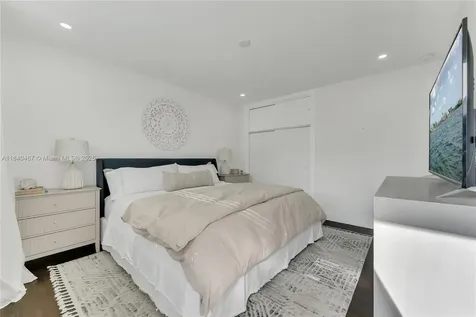 2851 Washington Street Hollywood FL 33020