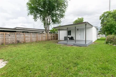 2375 NW 58th Street Miami FL 33142
