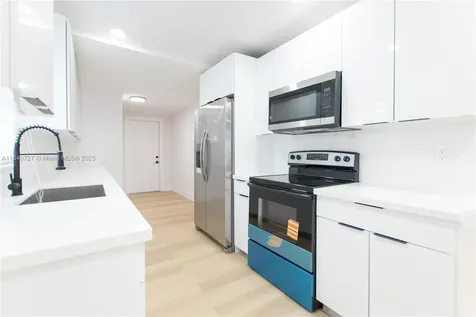 2375 NW 58th Street Miami FL 33142