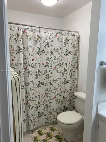 10407 E Clairmont Circle Tamarac FL 33321