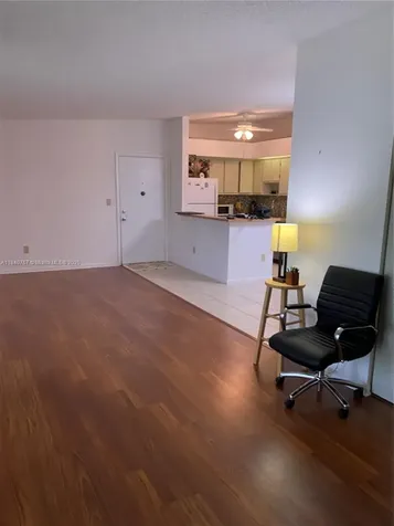 10407 E Clairmont Circle Tamarac FL 33321