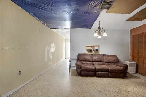 3956 NW 207th Street Road Miami Gardens FL 33055