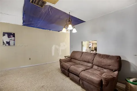 3956 NW 207th Street Road Miami Gardens FL 33055