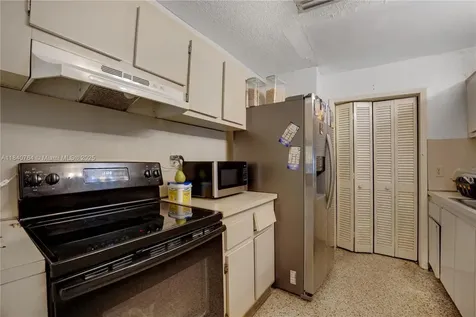 3956 NW 207th Street Road Miami Gardens FL 33055