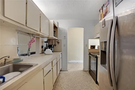 3956 NW 207th Street Road Miami Gardens FL 33055