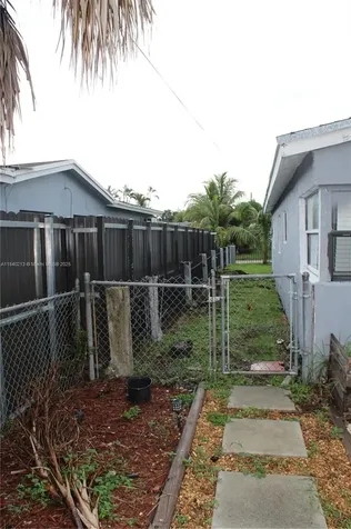 Hollywood FL 33024