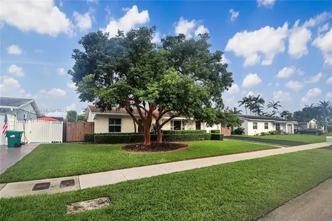 11560 SW 121st Avenue Miami FL 33186