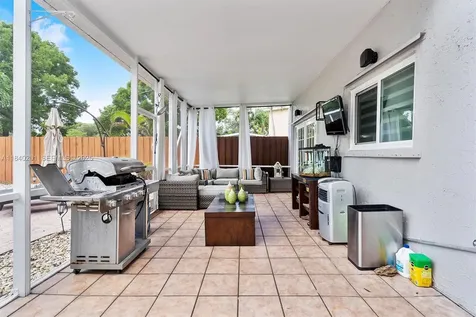 5998 SW 112th Drive Cooper City FL 33330