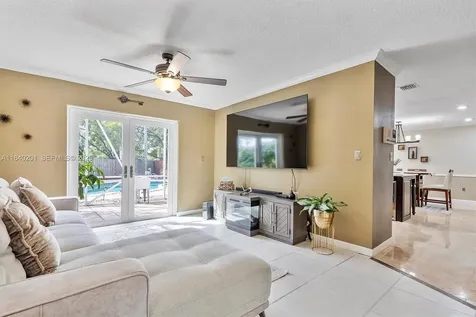 5998 SW 112th Drive Cooper City FL 33330