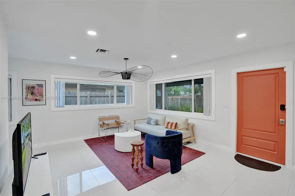 1605 NW 7th Terrace Fort Lauderdale FL 33311