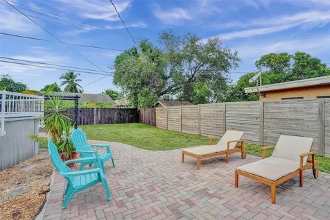 1605 NW 7th Terrace Fort Lauderdale FL 33311