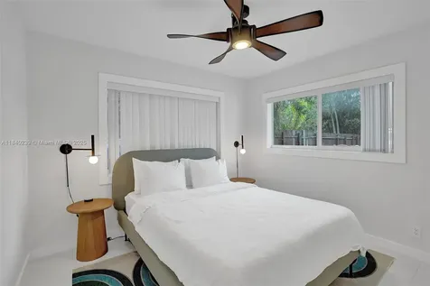 1605 NW 7th Terrace Fort Lauderdale FL 33311