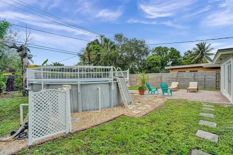 1605 NW 7th Terrace Fort Lauderdale FL 33311